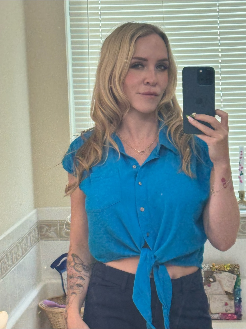 Women’s Blue Tie-Front Button Shirt